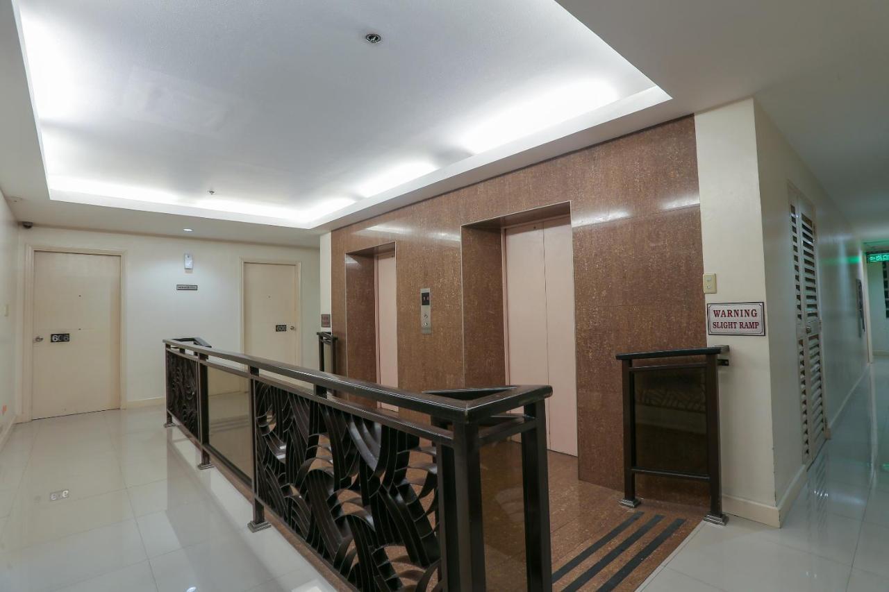 Paragon Tower Hotel Manila Exterior foto